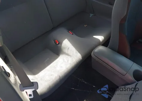 2000 Toyota Celica Gt z USA, uszkodzony, nr VIN JTDDR32T6Y0030387